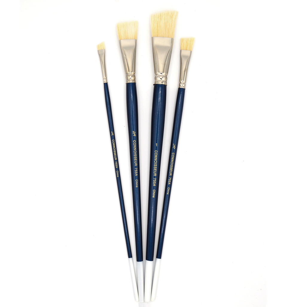 Connoisseur - Hog Bristle Long Handle Brush, Angle #3/4