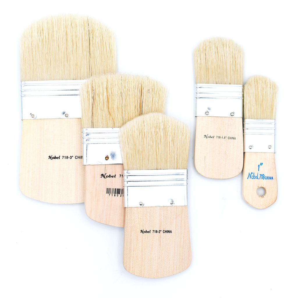 Hog Bristle Decorator's Brush with Short Wide Wood Handle - Filbert 1.5"