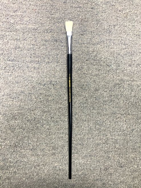 Eterna - pinceau en poils de porc blanc avec manche noir - Plat #6