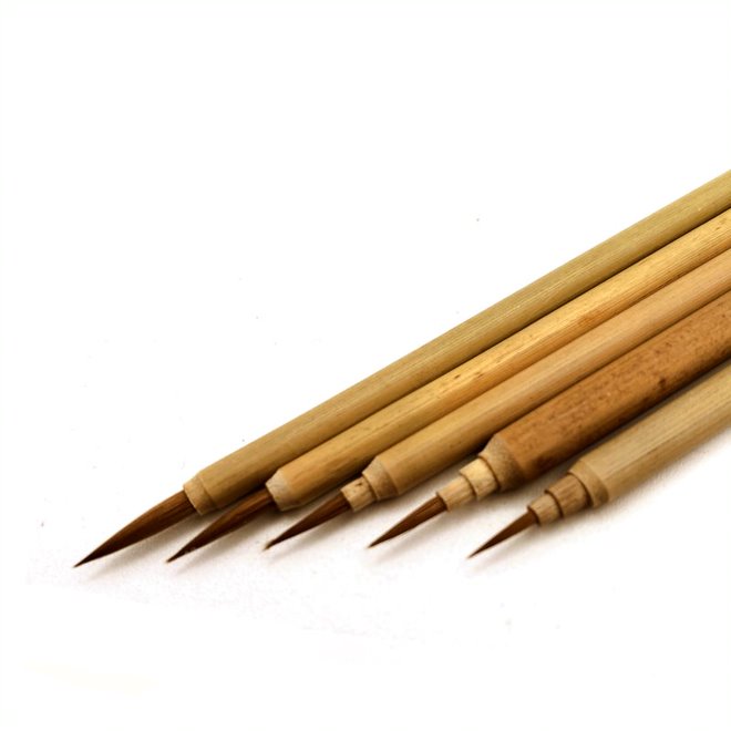 Pinceau en bambou martre pour détails fins avec capuchon - #2/0