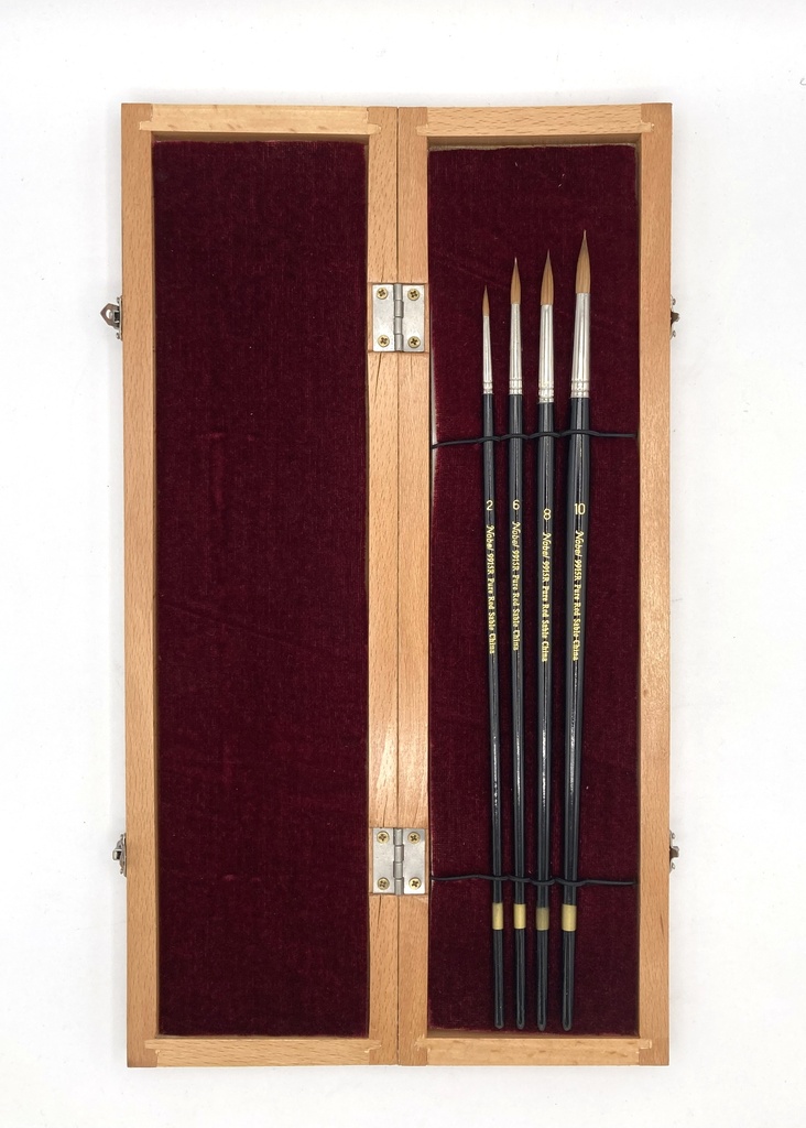 Pure Red Sable Hair Brushes with Long Handle - Set of 4 with a Wooden Case